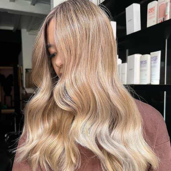 20 Honey Blonde Hair Ideas: Warm, Radiant & Trend-Forward 13 Buttery Honey Blonde